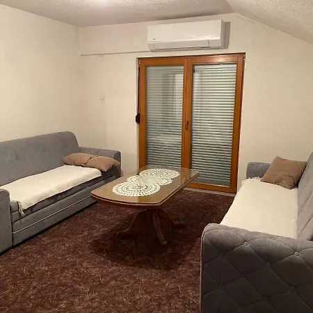 Pista-pause Appartement Bihać